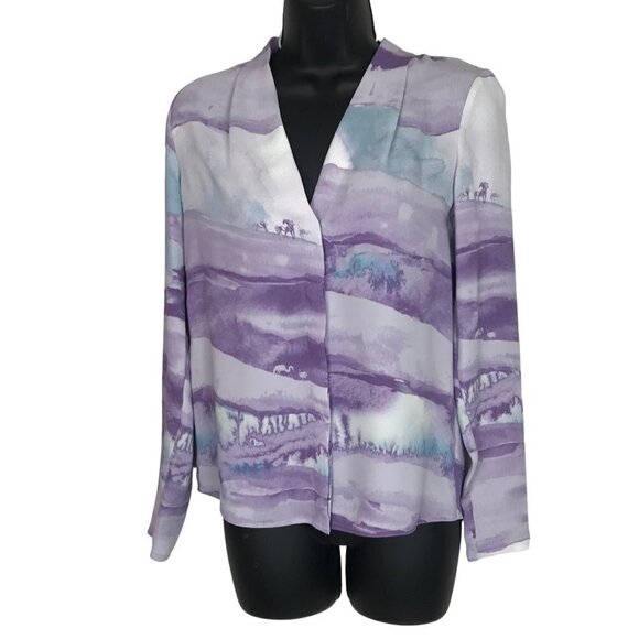 Babaton Tops - BABATON Beautiful Landscape Blouse With Horses & Birds Size XXS